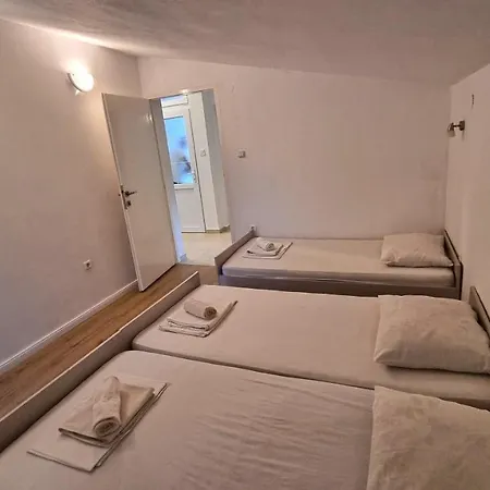 Apartment Folic Sutomore Exterior foto