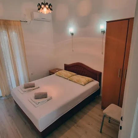 Apartment Folic Sutomore Exterior foto