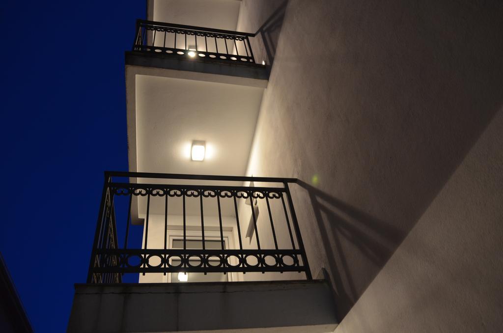 Apartment Folic