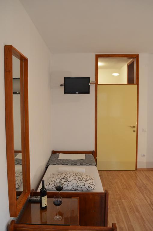 Apartment Folic *