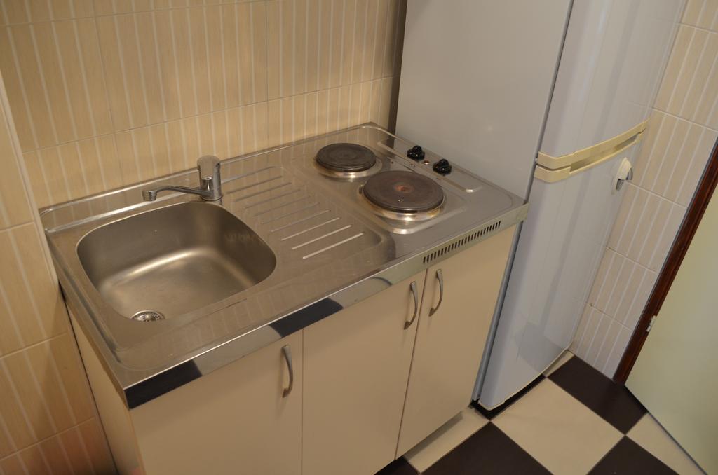 Folic Apartment