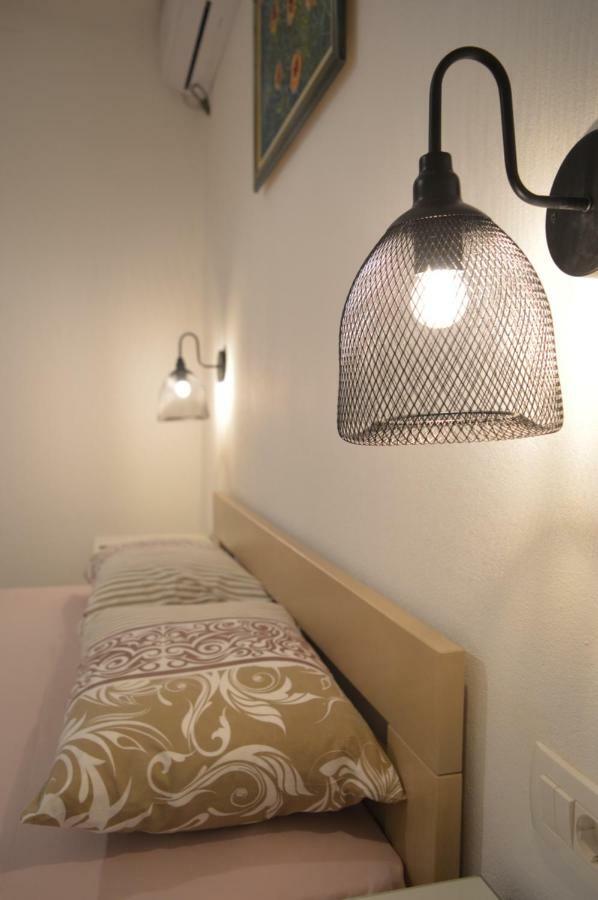 Folic Apartment