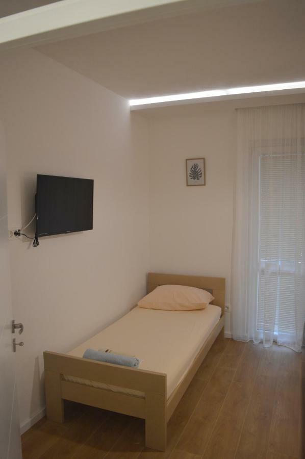 Apartment Folic Sutomore