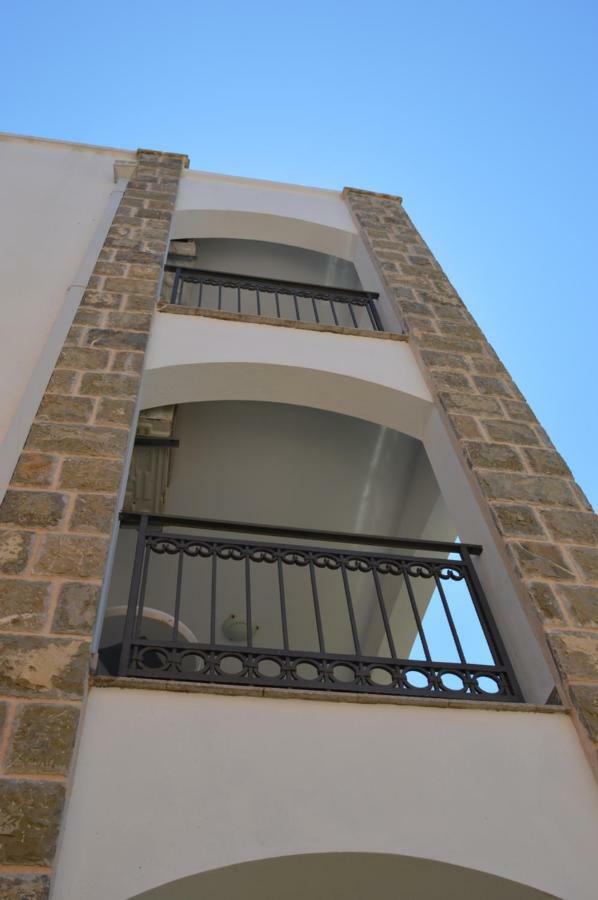 Folic Apartment Sutomore